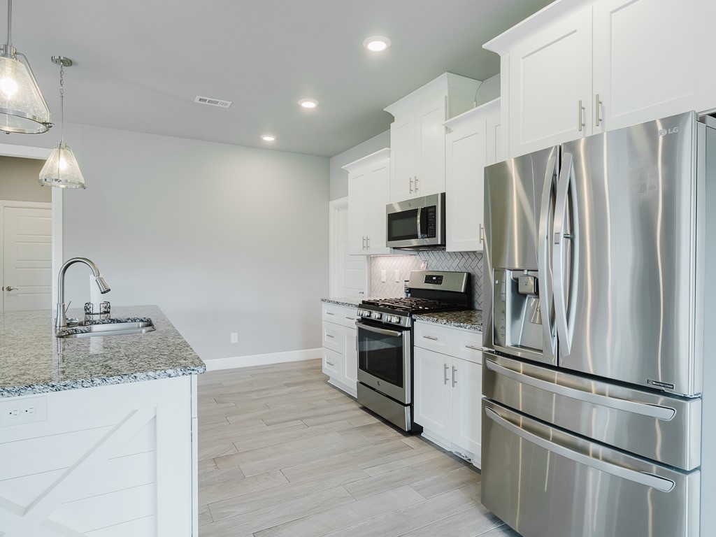 Diamond Estates Ph Ii Centerton - Residential Lease