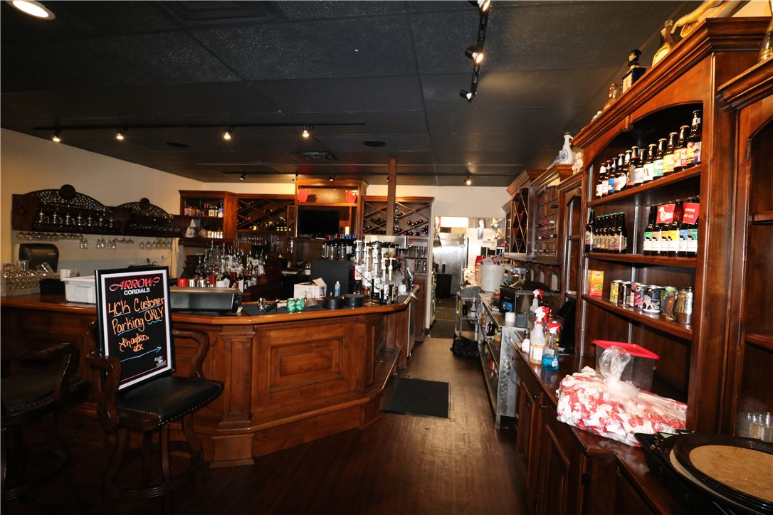Fayetteville Outlots - Commercial Lease