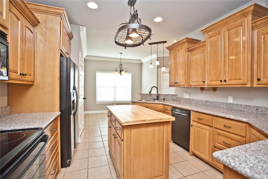 Rockingham Sub Bvv - Residential Lease