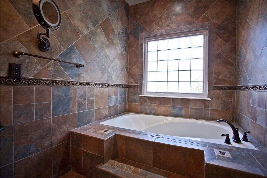 Rockingham Sub Bvv - Residential Lease