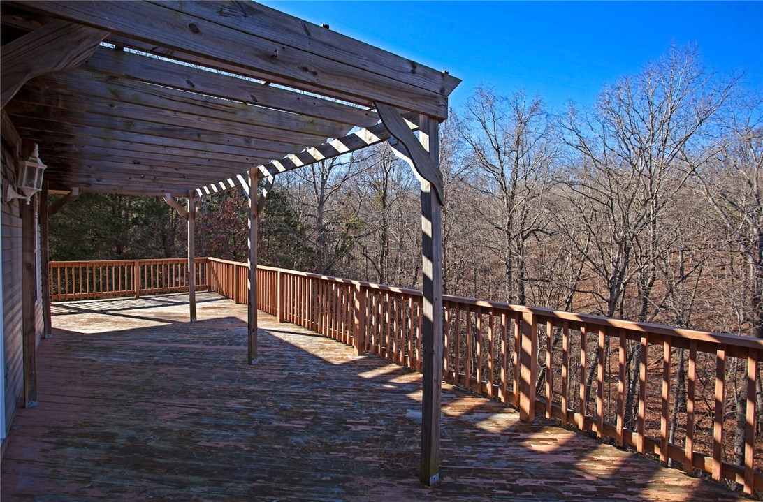 Rockingham Sub Bvv - Residential Lease