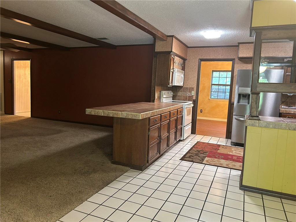 D Barger M White Rep - Residential