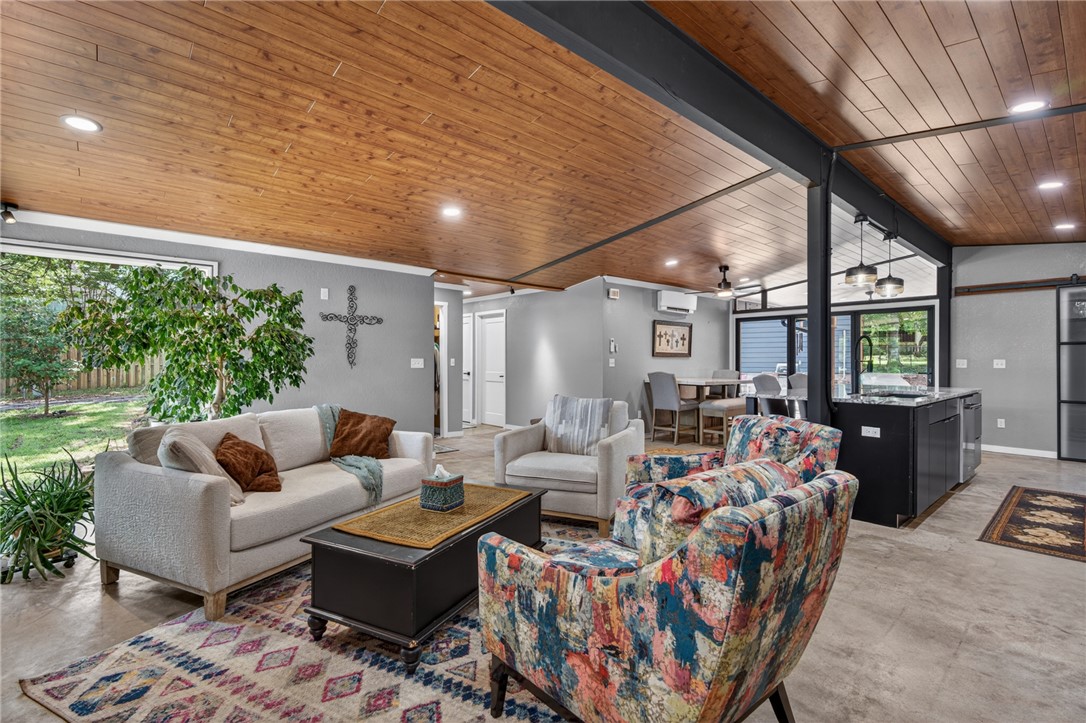 Hardscrabble Place - Residential