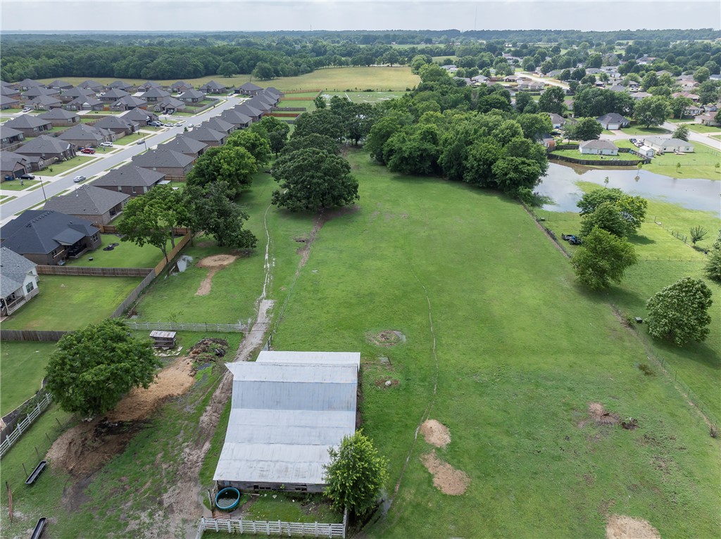 Pea Ridge - Land