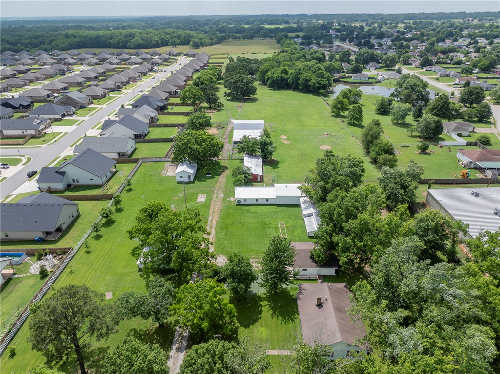 Pea Ridge - Land