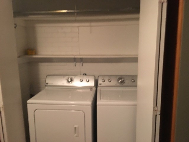 Oaks Manor Sub - Residential Lease