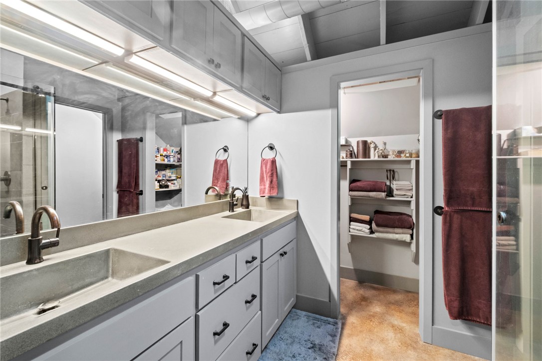 East Mountain Add - Residential