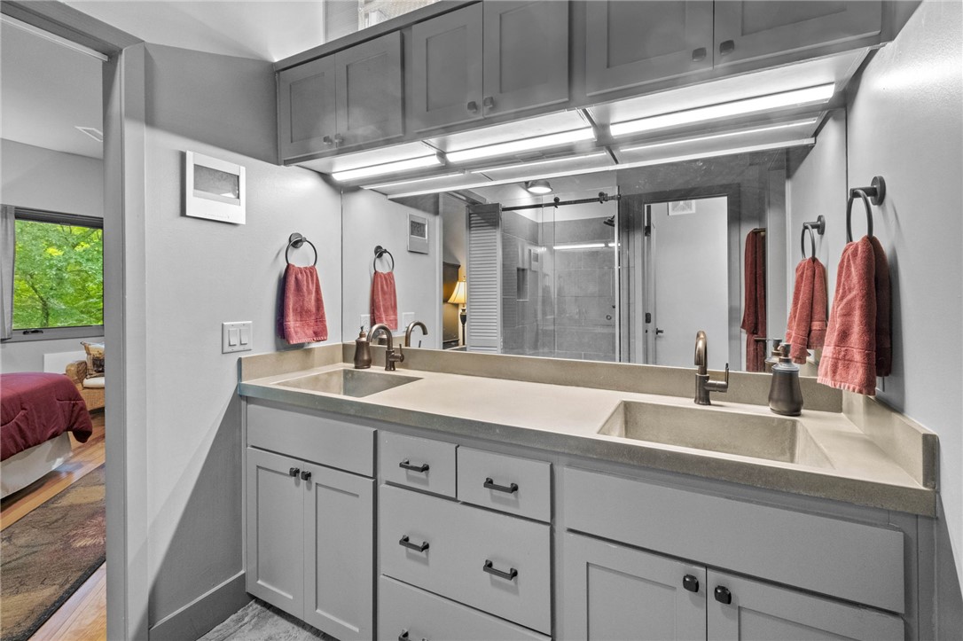 East Mountain Add - Residential