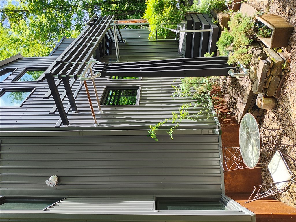 East Mountain Add - Residential