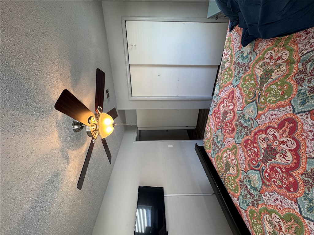 Pine Crest Hill - Residential