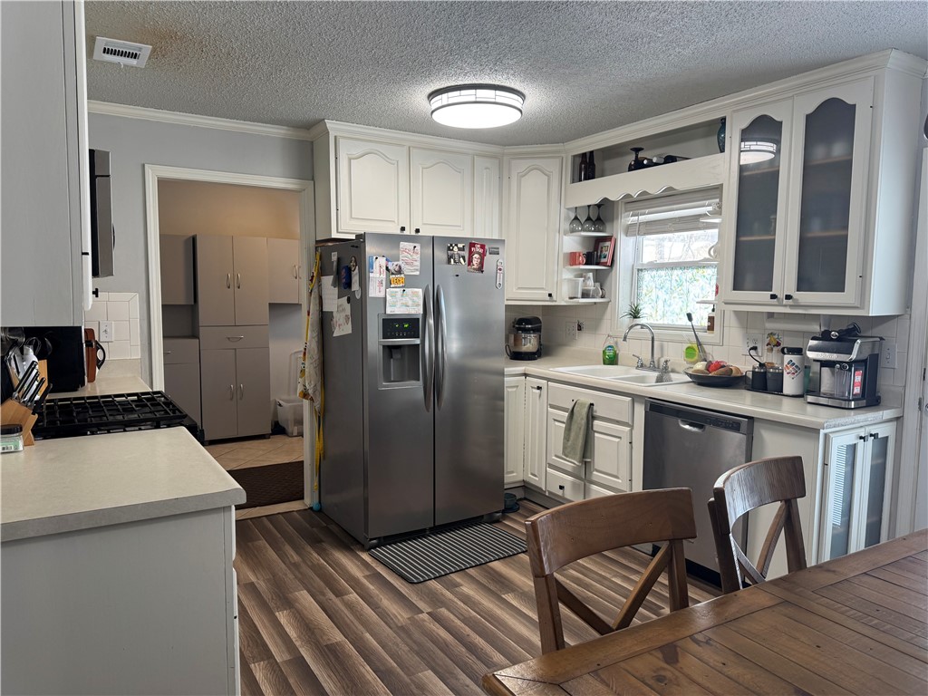 Pine Crest Hill - Residential