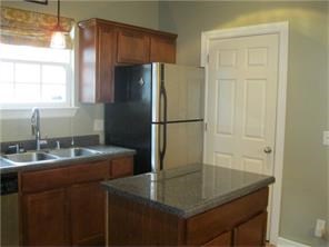 Salem Village Pud - Residential Lease