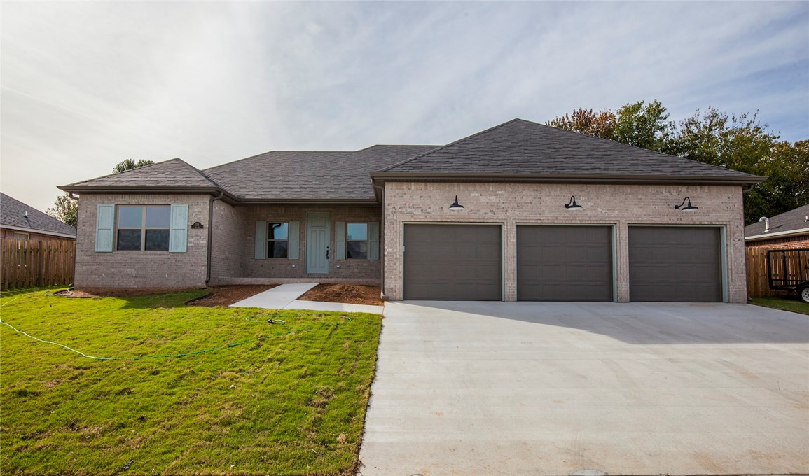 Prairie Meadows Ph I Lowell - Residential Lease