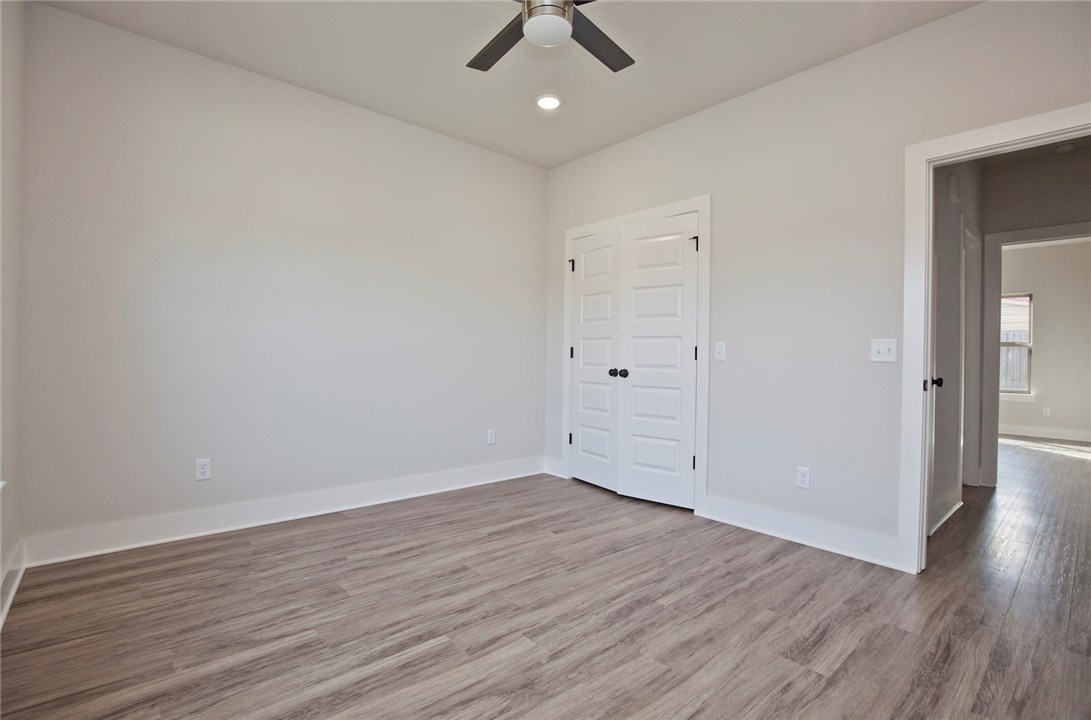 Prairie Meadows Ph I Lowell - Residential Lease