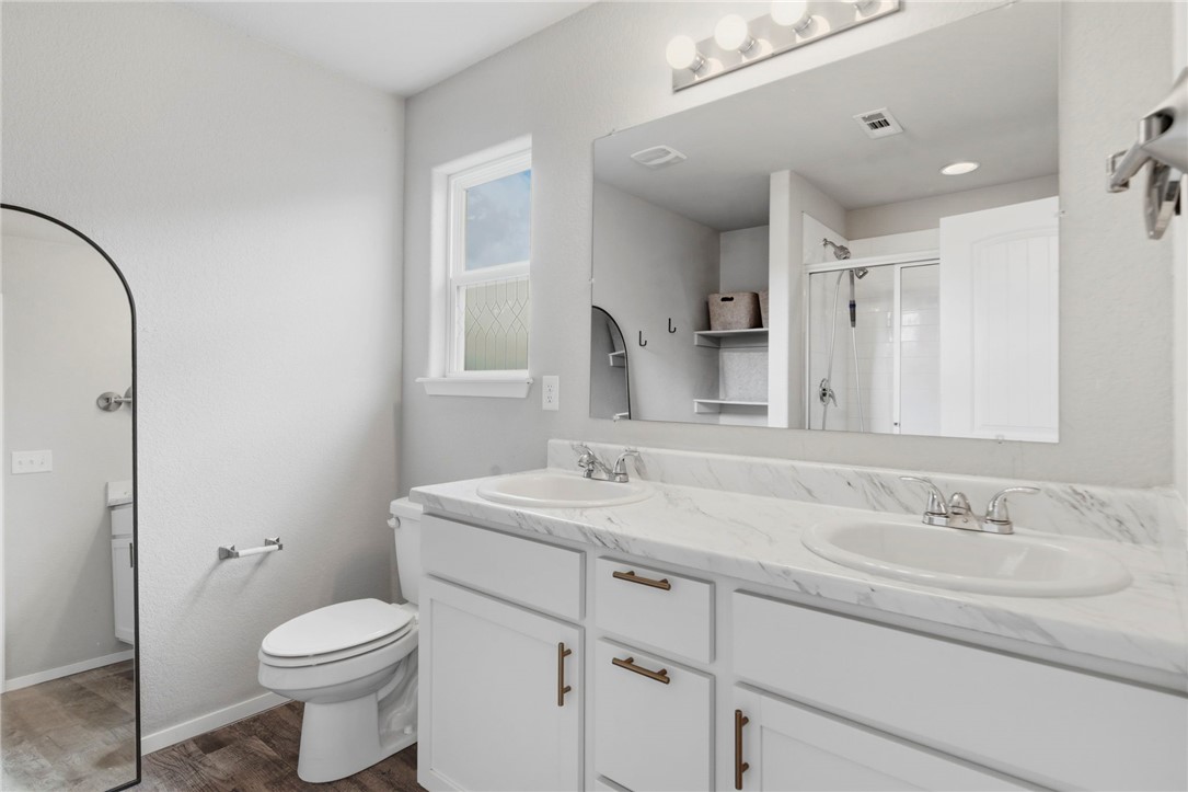 Lakewood IV - Residential
