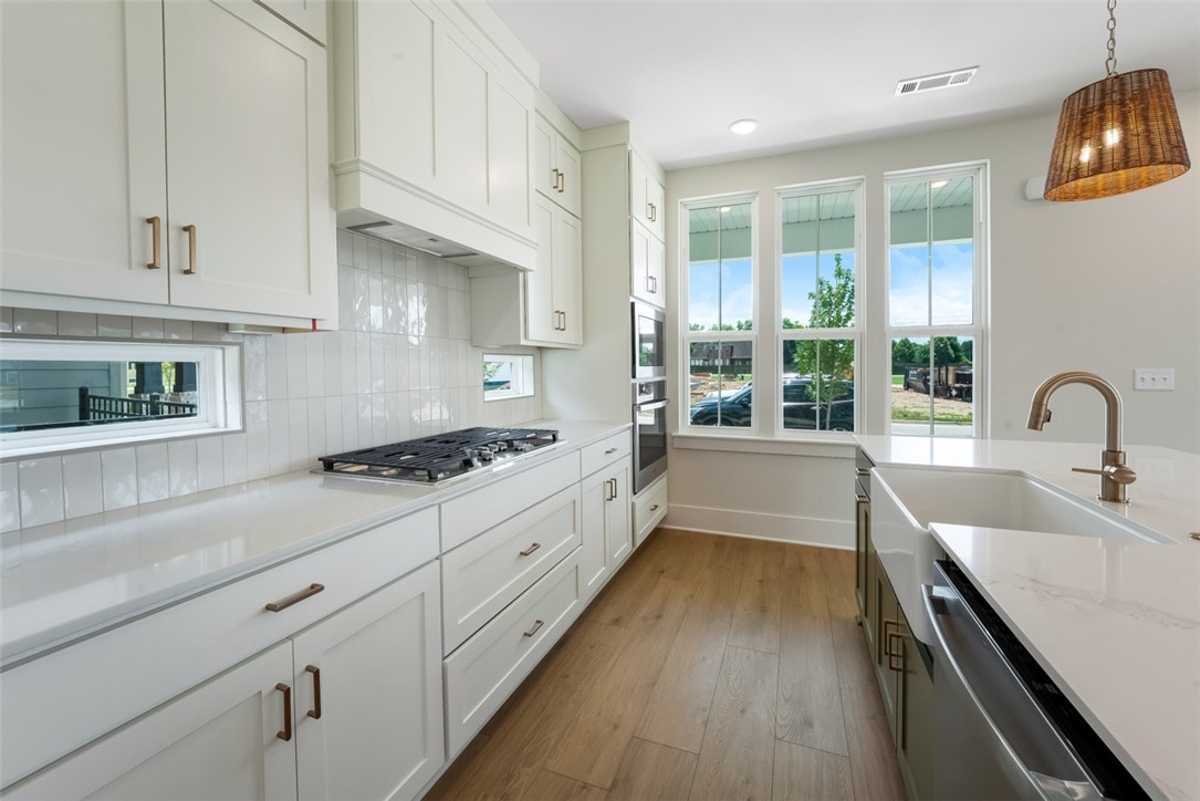 Cottages At The Park Ph Iii Springdale - Residential