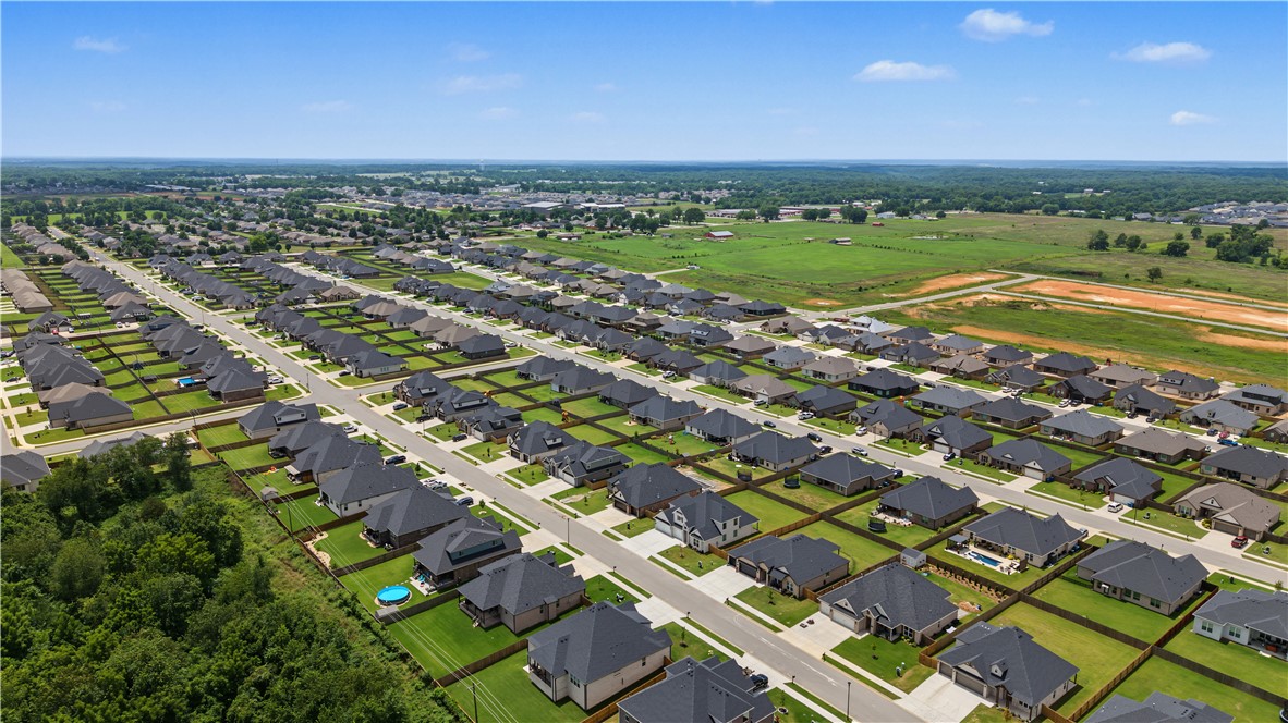 ARLINGTON SUB PH 2-PEA RIDGE - Residential