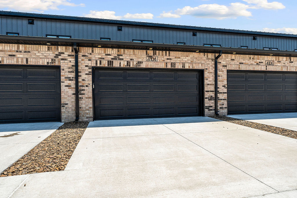 Townhomes at Scottsdale - Residential
