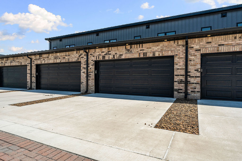 Townhomes at Scottsdale - Residential