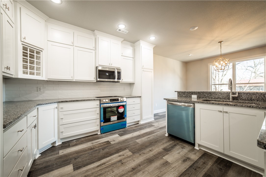 Sand Springs - Residential Lease