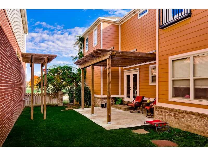 Rupple Row Sub - Residential Lease