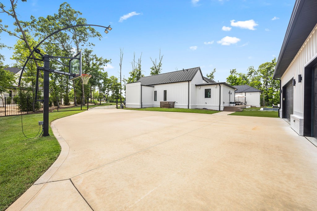 Copper Ridge Sub Little Flock - Residential