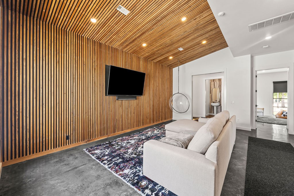 Copper Ridge Sub Little Flock - Residential