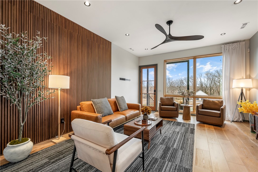 W A BURK'S ADD-BENTONVILLE - Residential