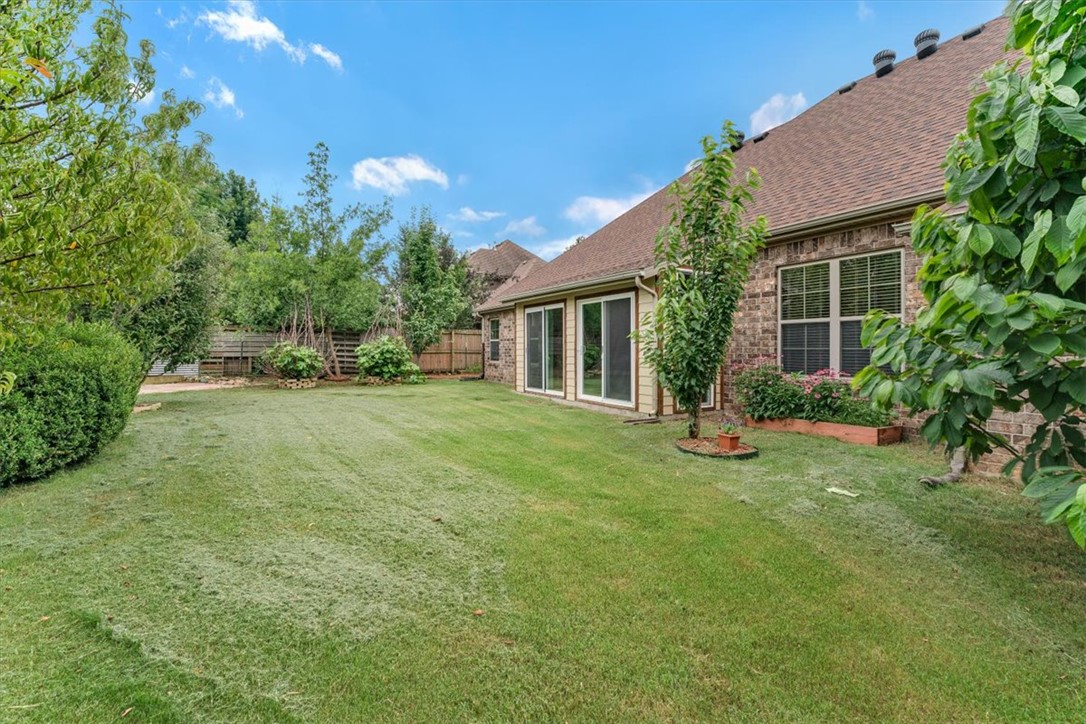 Edens Brooke Sub Ph Iv Bentonville - Residential