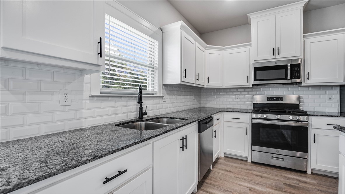 Barrington Place Centerton - Residential