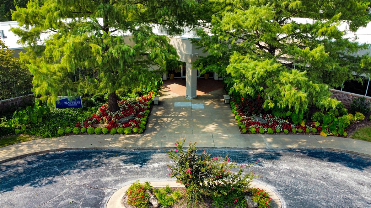 Beau Terre Office Park - Commercial Lease