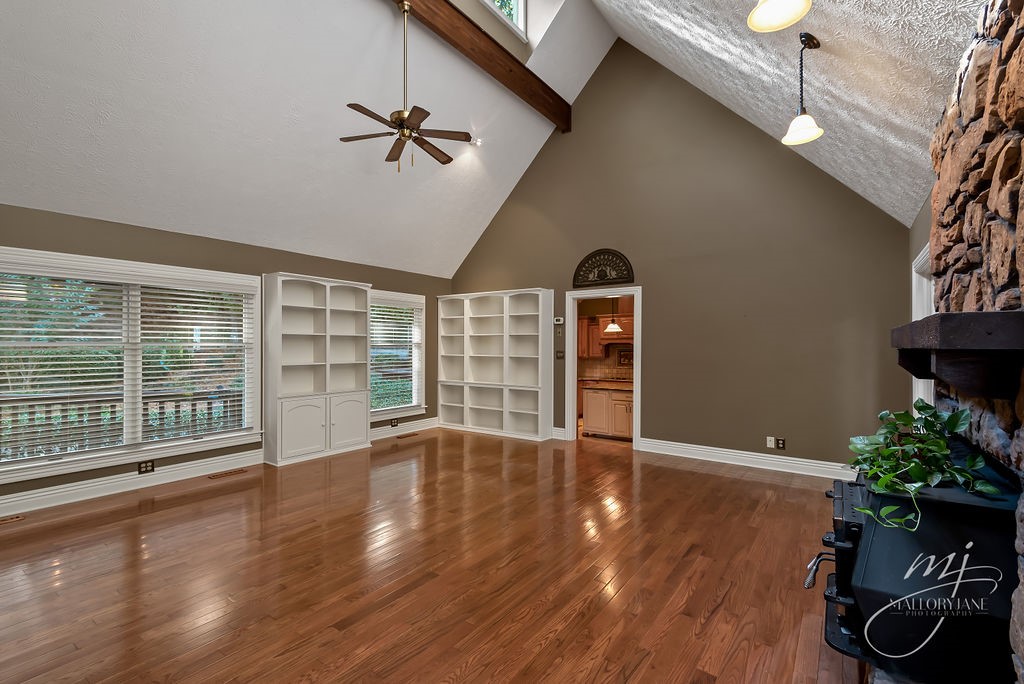 Mundell Heights - Residential