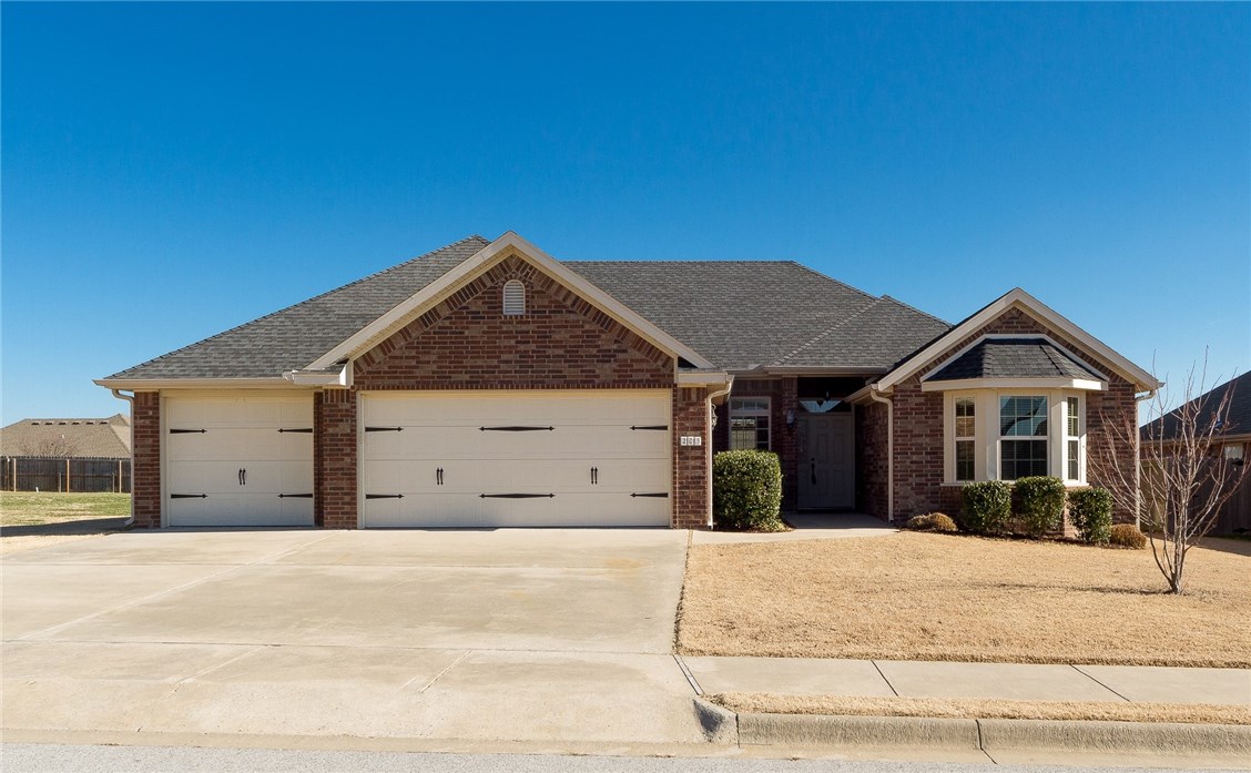 Offering 4 bedrooms w/split bedroom plan, 2 full baths and a 3 car garage. This quality built brick home has a hardwood entry & dining, beautiful eat-in kitchen w/granite counter tops & tumbled marble back splash, pantry, a master suite w/tray ceilings, Jacuzzi & separate shower, lots of crown molding, a covered patio to the back, (2) stg bldgs. 10x10 & 16x10 w/a fenced dog area.