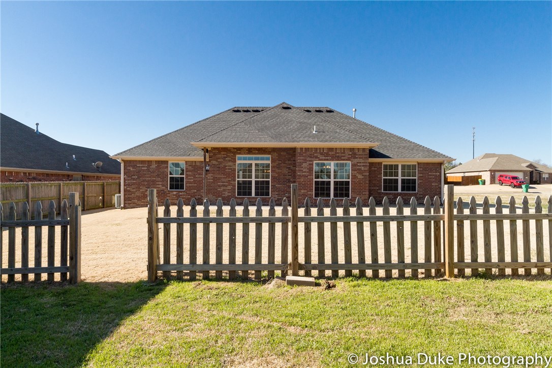 Ridgefield Add Blk 2, 4 Centerton - Residential