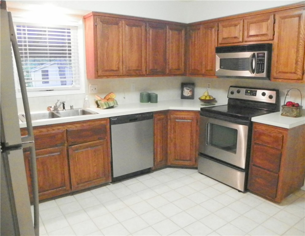 Kincardine Sub Bvv - Residential Lease