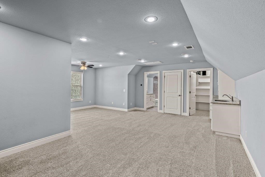 Woods Creek - Residential