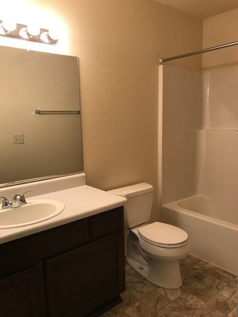 Dunn & Davis - Residential Lease