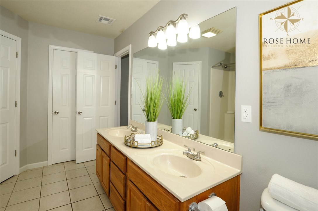 Paige Place Add Siloam Spgs - Residential