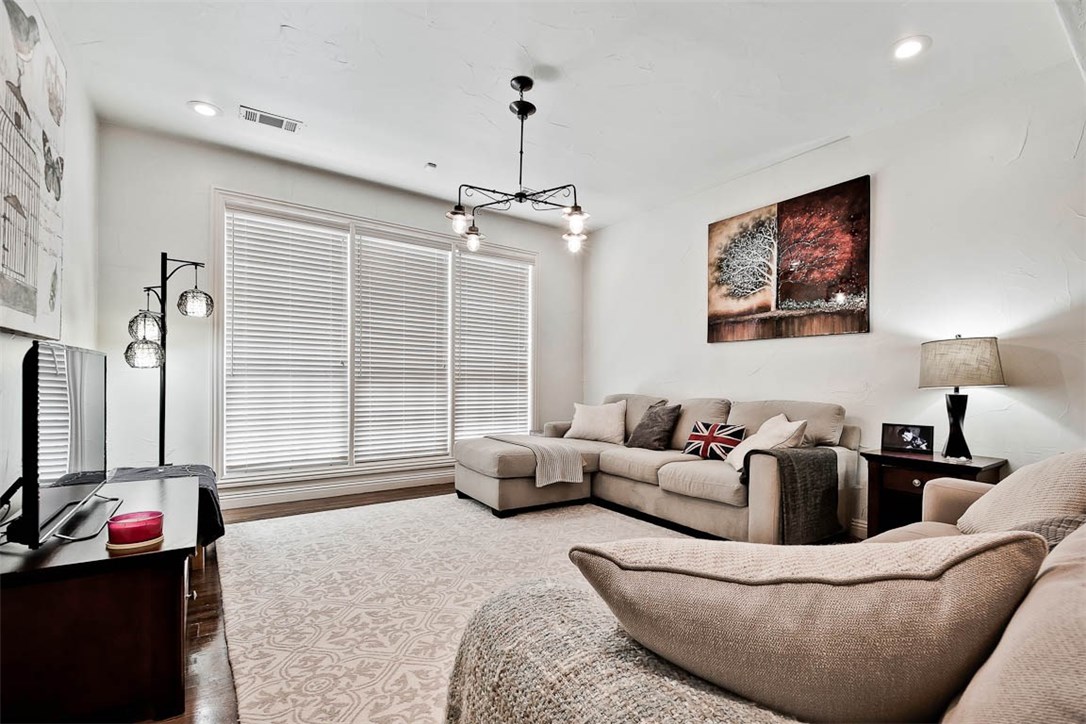 Cross Creek - Residential