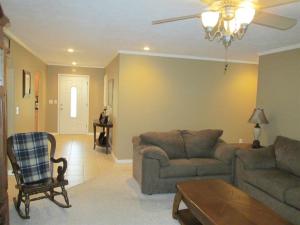 Country Road Est Ph I - Residential