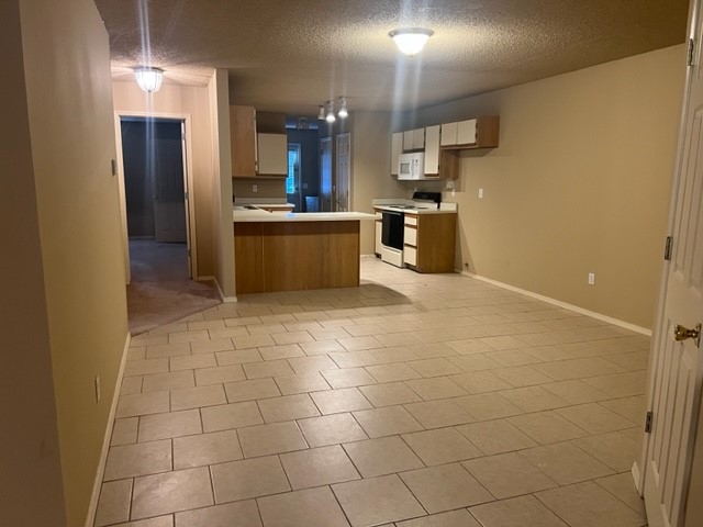Crossover Heights - Residential Lease