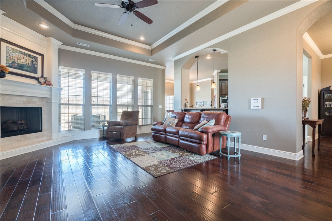 Beautifully done, like new, Custom built home in the Bentonville School district.  This home features high end finishes throughout a very spacious home.  Large kitchen with plenty of storage and pantry space, a living room that is large for entertaining your whole family.  The master bathroom features an oversized walk in shower and a wraparound master closet. Oversized fenced backyard on .62 acres will accommodate any outdoor activity you can imagine. Lastly, the neighborhood has a pool and clubhouse.