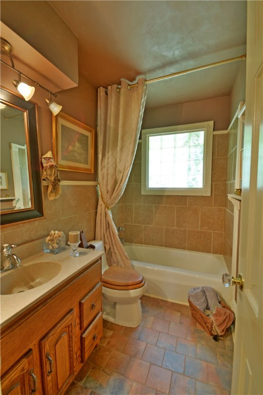 Pointe Clear Heights Rurban - Residential