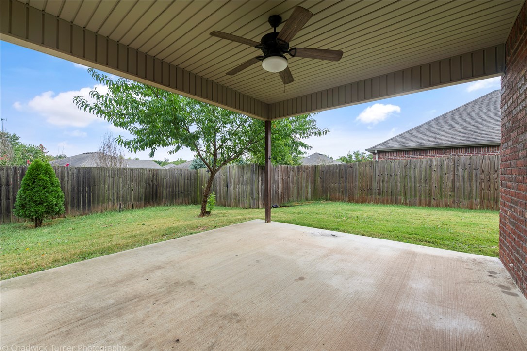 Garrett Road Sub Rogers - Residential Lease