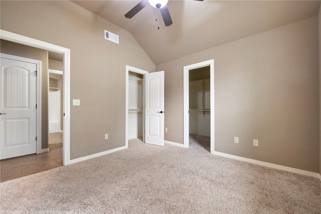 Garrett Road Sub Rogers - Residential Lease