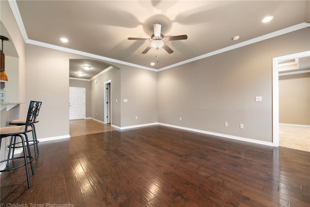 Garrett Road Sub Rogers - Residential Lease