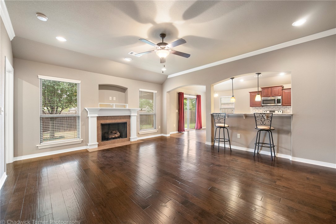 Garrett Road Sub Rogers - Residential Lease