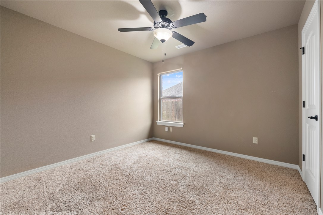 Garrett Road Sub Rogers - Residential Lease
