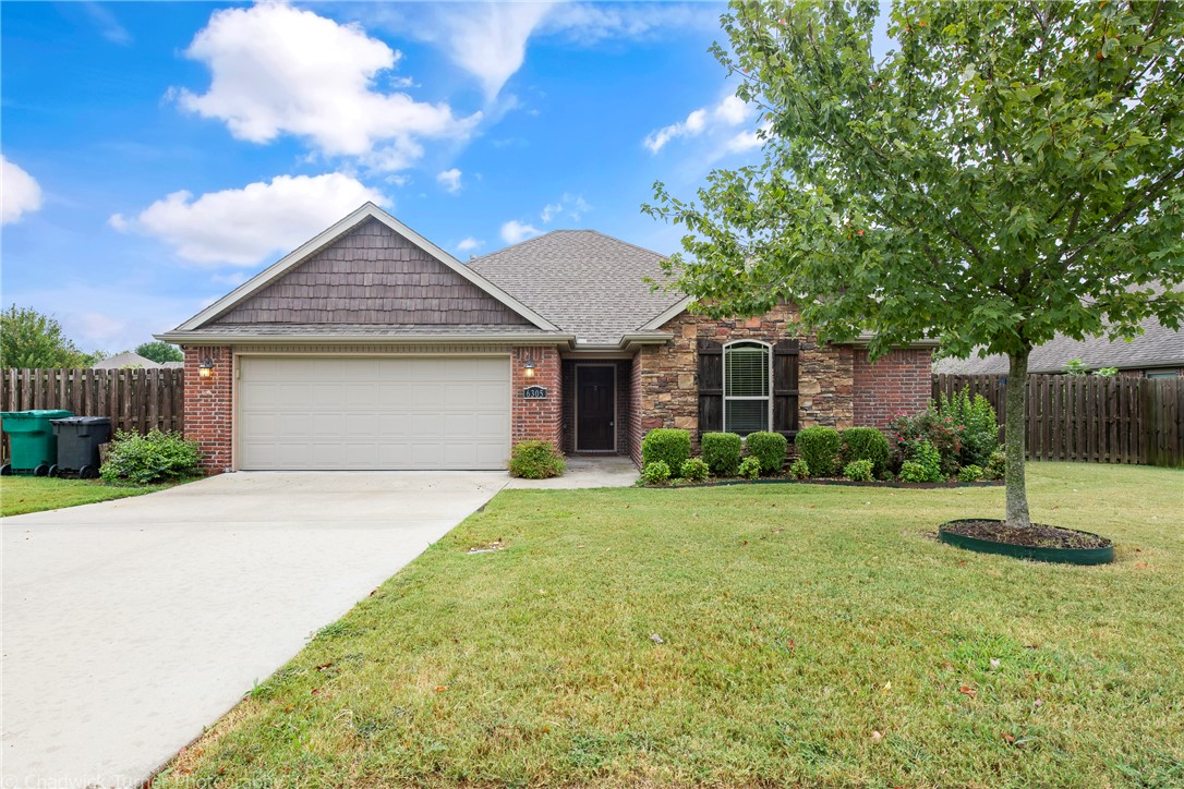Garrett Road Sub Rogers - Residential Lease