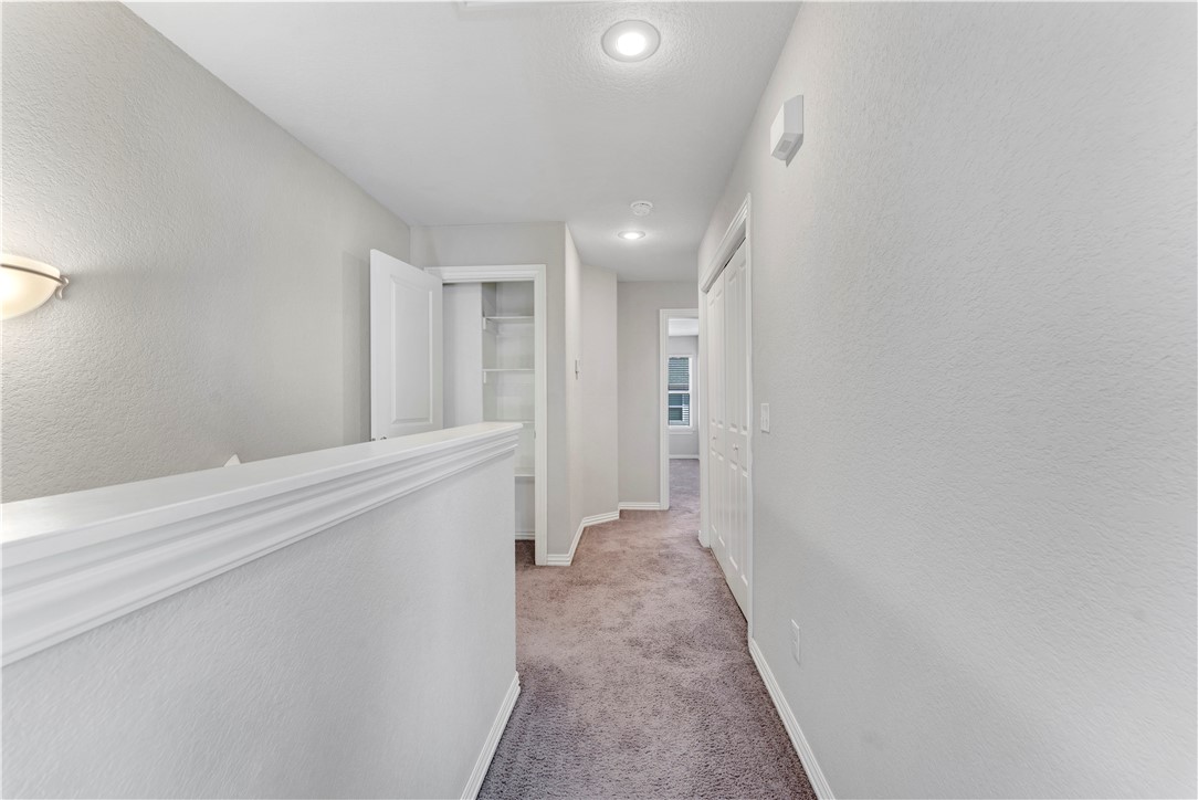Shadowbrooke At The Peaks l Hpr Rogers - Residential